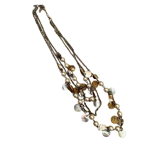 Three Strand Shell Beaded Necklace - Picture 2 of 5